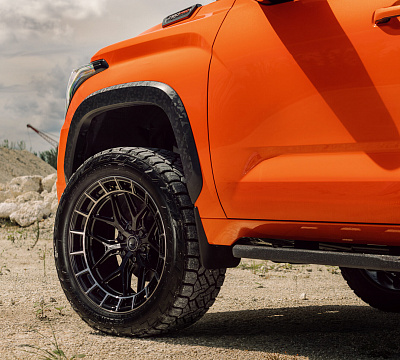Фото дисков Vossen HFX-1 (6-Lug) на Toyota Sequoia III