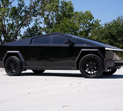 Фото дисков Vossen HFX-1 (6-Lug) на Tesla Cybertruck