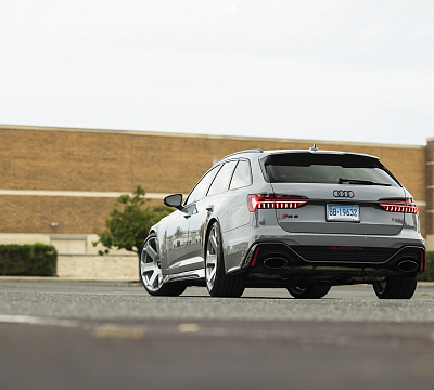 Фото дисков Rotiform AVS на Audi A/RS 6 (C8)