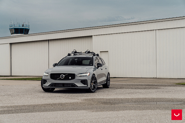 Фото дисков Vossen HF-5 Сатиновый графит на Volvo V60 II