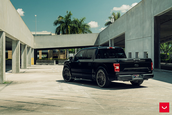 Фото дисков Vossen HF6-5 Черный глянец на Ford F-150 XIII