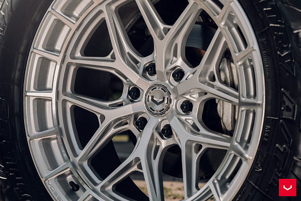 Фото дисков Vossen HFX-1 (6-Lug) Серебро на Toyota Tundra III