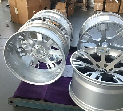 20" кованые диски Maserati Neptune
