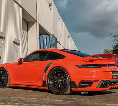 Фото дисков Strasse Wheels SV10 Deep Concave Duoblock на Porsche 911 VIII