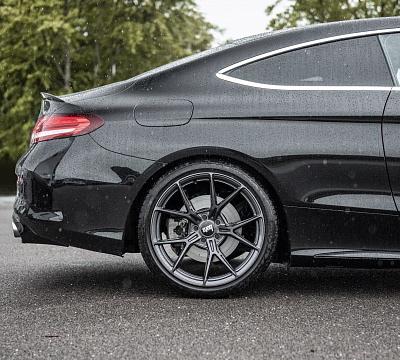 Фото дисков Bola FLY на Mercedes-Benz C-Class (W205)