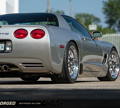 Фото дисков BC Forged LE81 // MLE81 на Chevrolet Corvette C5