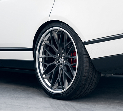 Фото дисков HRE S200H на Land Rover Range Rover IV