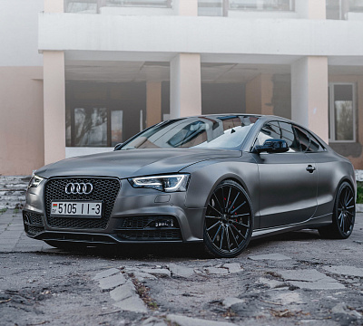 Фото дисков Vossen VFS-2 на Audi A/S/RS 5 (8T)