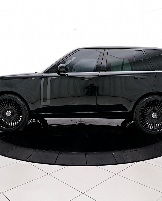 Фото дисков Tulum Черный глянец на Range Rover V