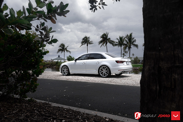 Фото дисков Vossen VFS-6 Серебро на Audi A/S/RS 4 (B9)