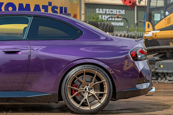 Фото дисков Bola FLY Сатиновая бронза на BMW 2/M2 (G42/G87)
