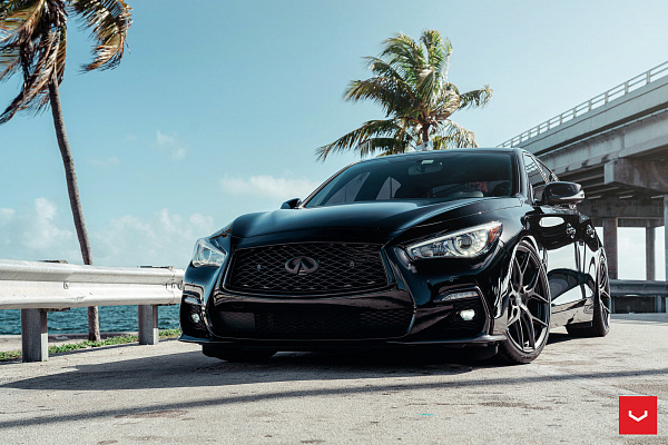 Фото дисков Vossen HF-5 Сатиновый графит на Infiniti Q50