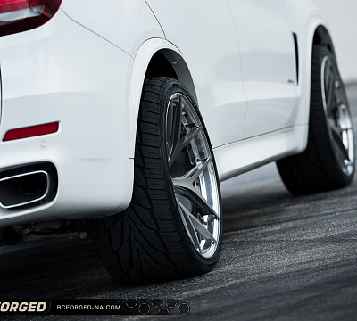 Фото дисков BC Forged HCS21 на BMW X5/X5 M (F15/F85)
