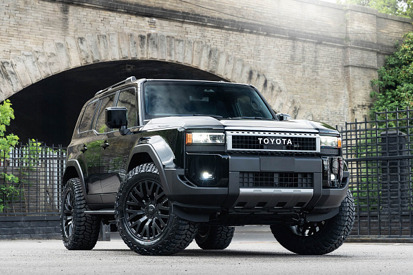 Фото дисков Kahn G22 DC Черный сатин на Toyota Land Cruiser Prado 250