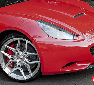 Фото дисков Vossen EVO-4R на Ferrari California