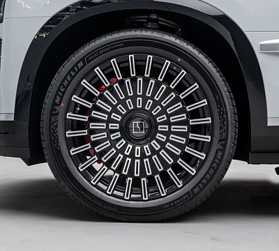 Zeekr 9X Multi-Spoke