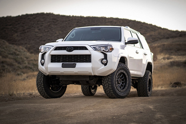 Фото дисков Black Rhino DUGGER Черный матовый на Toyota 4Runner V