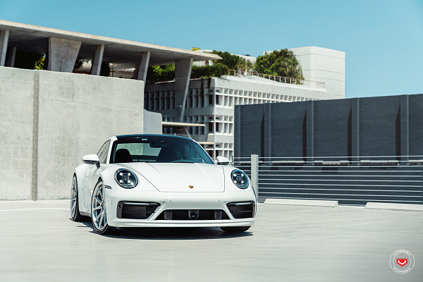 Фото дисков Vossen EVO-2 Глянцевый лак на Porsche 911 VIII