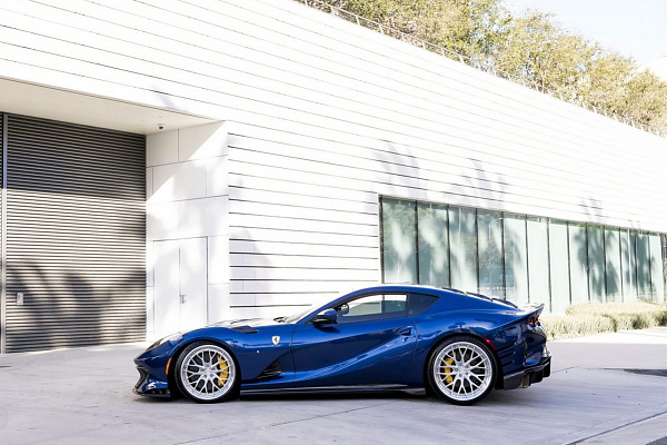 Фото дисков Anrky AN30 Глянцевый лак на Ferrari 812