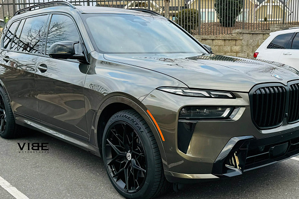 Фото дисков HRE FF10 Черный сатин на BMW X7 (G07)