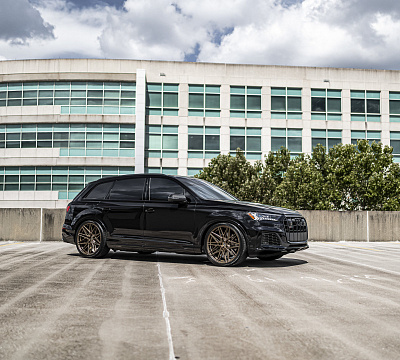Фото дисков Vossen HF-7 на Audi Q7 (4M)