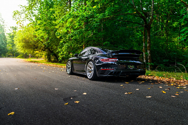 Фото дисков Strasse Wheels SM5R Deep Concave Duoblock Глянцевый лак на Porsche 911 VII