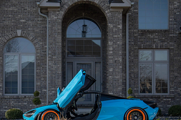Фото дисков HRE 300 Черный сатин на McLaren 720S