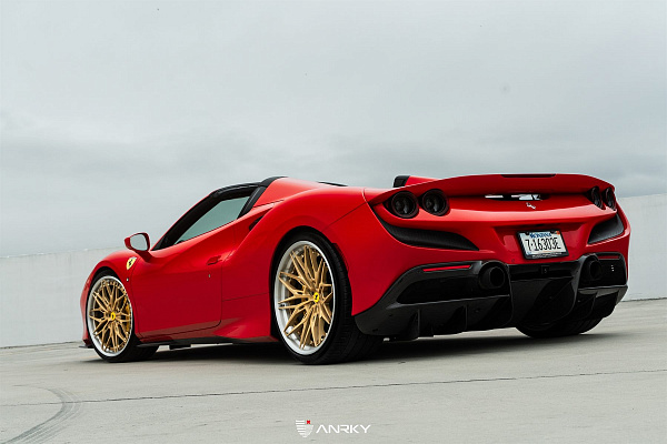 Фото дисков Anrky S3-X1 Сатиновое золото на Ferrari F8