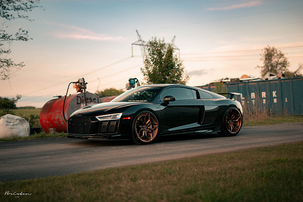 Фото дисков Brixton Forged PF9 Сатиновая медь на Audi R8 (4S)