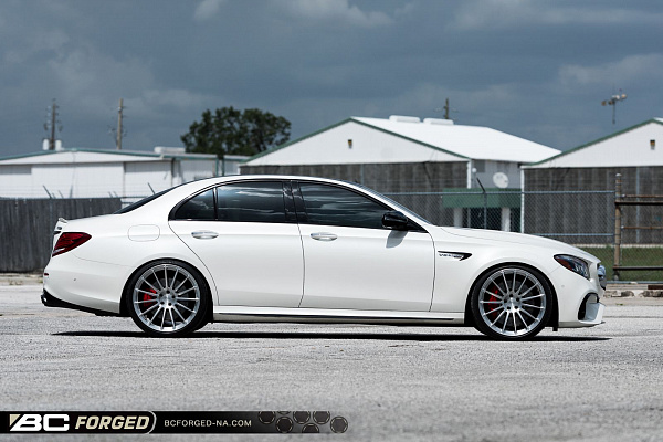Фото дисков BC Forged RZ15 Глянцевый лак на Mercedes-Benz E-Class (W213, S213, C238)