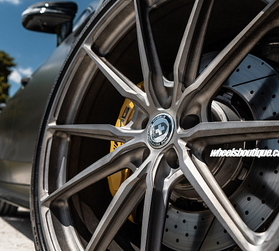 Фото дисков HRE P104SC на Mercedes-Benz AMG GT I