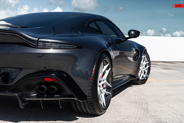 Фото дисков Anrky S3-X4 Сатиновый лак на Aston Martin Vantage 4