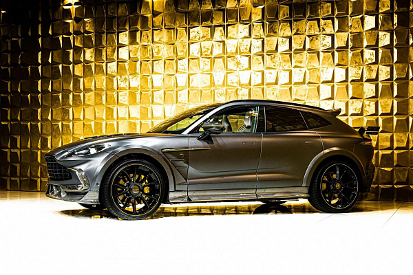 Фото дисков Mansory DX.5 Черный глянец на Aston Martin DBX