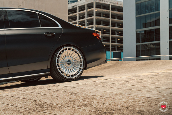 Фото дисков Vossen S21-12 Полированный лак на Mercedes-Benz E-Class (W213, S213, C238)
