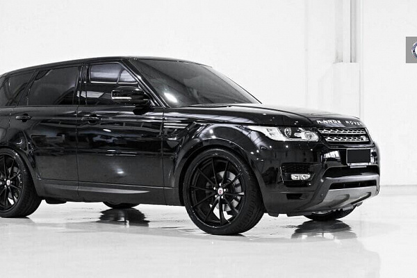 Фото дисков HRE S204H Черный сатин на Land Rover Range Rover Sport II