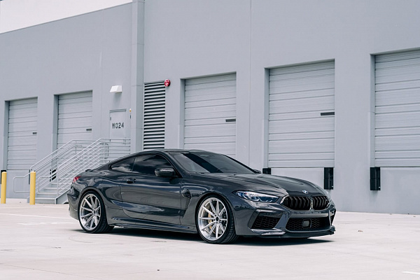 Фото дисков Brixton Forged R11-R Глянцевый лак на BMW 8/M8