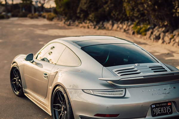 Фото дисков Strasse Wheels SV4 Deep Concave FS Другой цвет на Porsche 911 VII