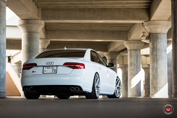 Фото дисков Vossen CG-205 Сатиновый лак на Audi A/S 8 (D4)
