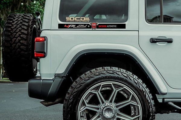 Фото дисков 4PLAY 4P60 Сатиновый графит на Jeep Wrangler IV (JL)
