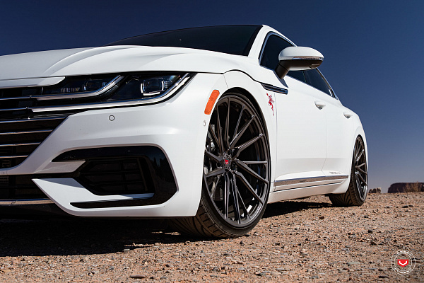 Фото дисков Vossen M-X4T Глянцевый темный лак на Volkswagen Arteon