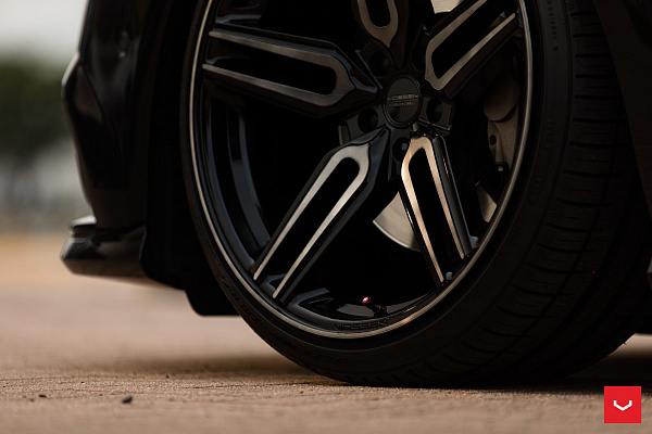 Фото дисков Vossen HF-1 Черный глянец на Audi A/RS 7 (4G)