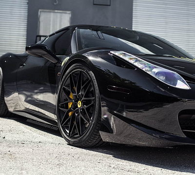 Фото дисков HRE S200 на Ferrari 458