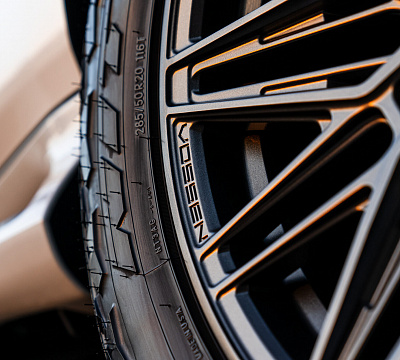 Фото дисков Vossen HF6-5 на Lexus GX II