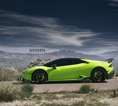 Фото дисков Strasse Wheels SM5R Deep Concave Monoblock на Lamborghini Huracan