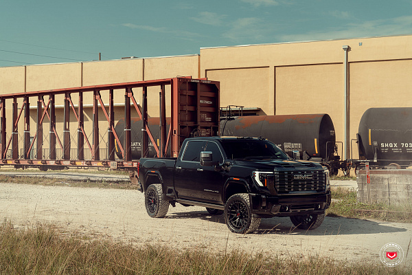 Фото дисков Vossen LCX-02 Черный сатин на GMC Sierra IV