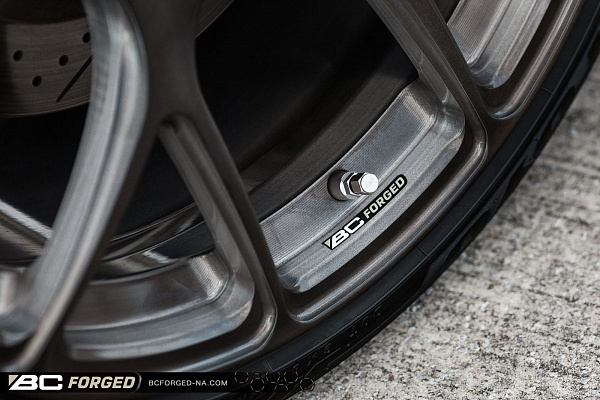 Фото дисков BC Forged RZ05 Глянцевый темный лак на Mercedes-Benz C-Class (W204)
