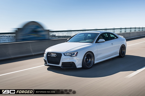Фото дисков BC Forged RS40 Черный глянец на Audi A/S/RS 5 (8T)