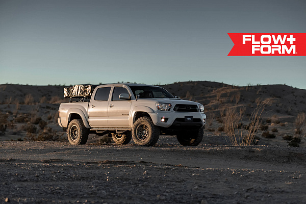 Фото дисков HRE FT1 Сатиновое темное золото на Toyota Tacoma III