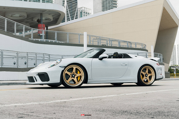 Фото дисков HRE 527 Сатиновое золото на Porsche 911 VII