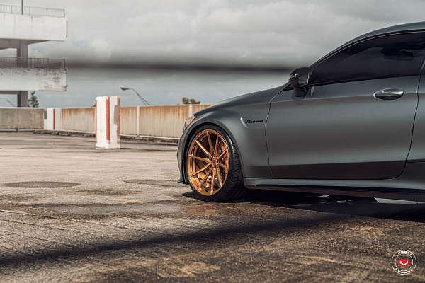 Фото дисков Vossen M-X2 Глянцевая темная медь на Mercedes-Benz C-Class (W205)